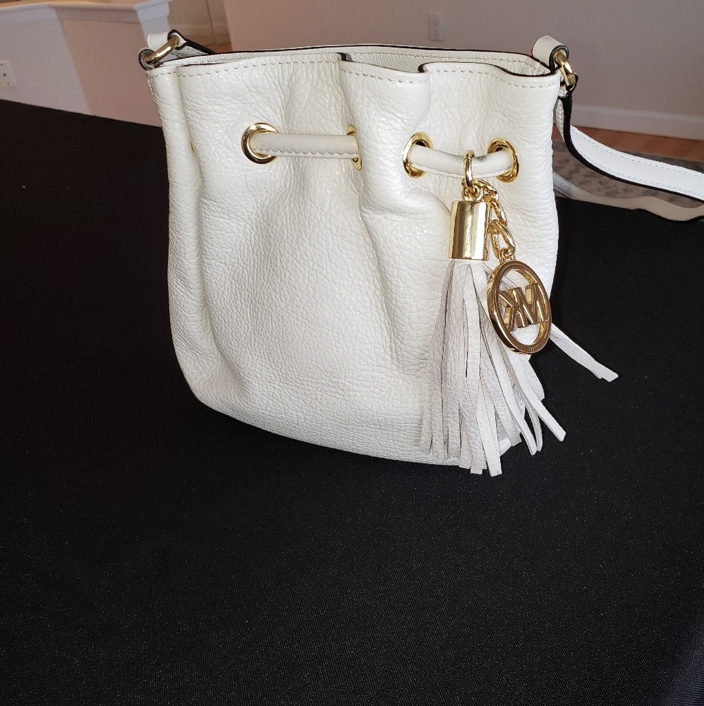 Michael Kors Purse White Ring Cross Body Hobo